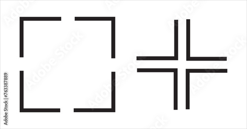 Expand size icon zoom icon. Enlarge vector symbol. Simple zoom arrow icons. expansion and contraction icon set. EPS10