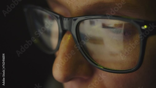 Wallpaper Mural A female face in glasses with the reflection of a monitor with an Internet search. Tom 6 Torontodigital.ca