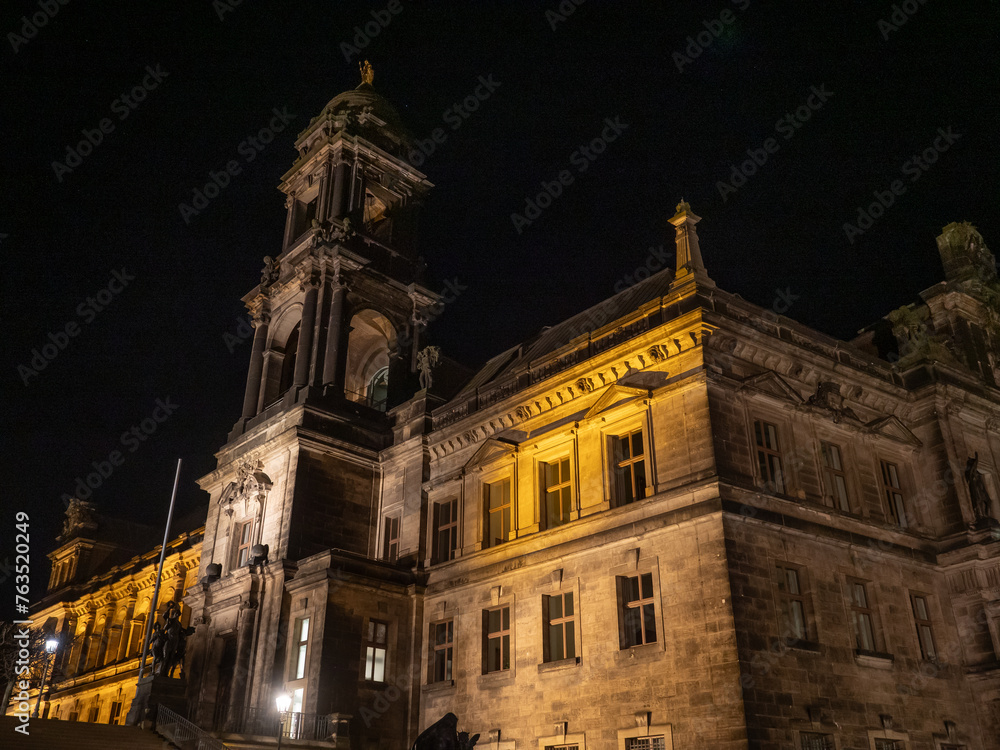 Fototapeta premium Dresden bei nacht
