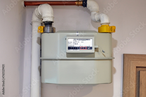 Licznik zużycia gazu w mieszkaniu © arteffect.pl