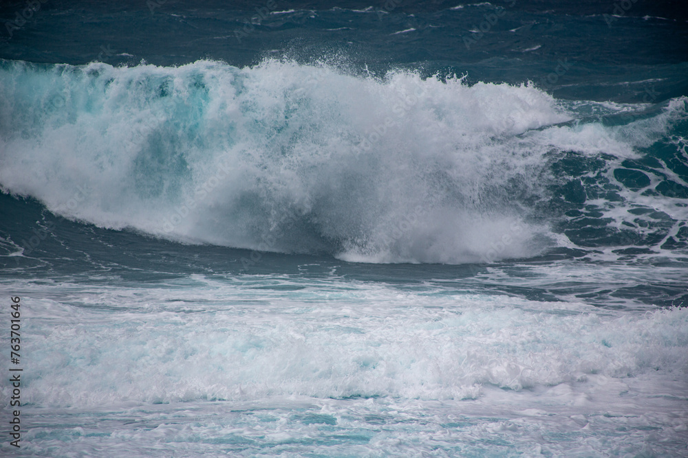 Fototapeta premium 奄美, 春の嵐,