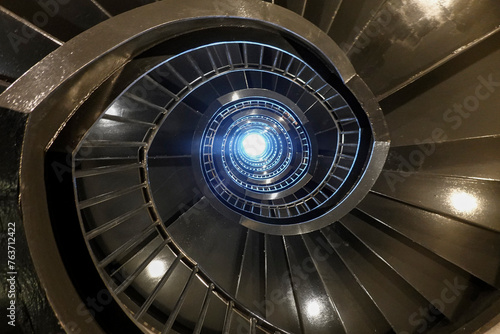 Obraz na płótnie Spiral staircase w salonie