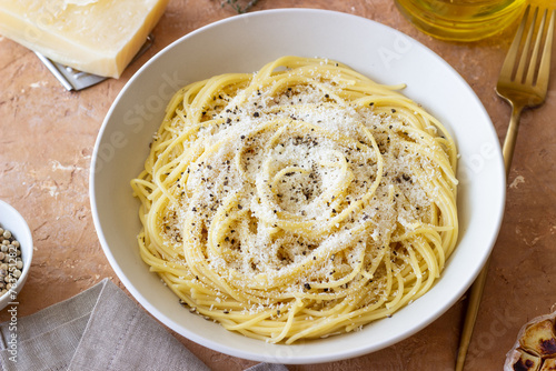Принти на полотні Roman pasta spaghetti with black pepper and cheese