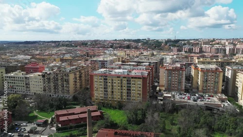 Il quartiere Marconi a Roma, Italia.
Vista aerea panoramica del quartiere della zona Sud della capitale. I palazzi popolari visti dall'alto. photo