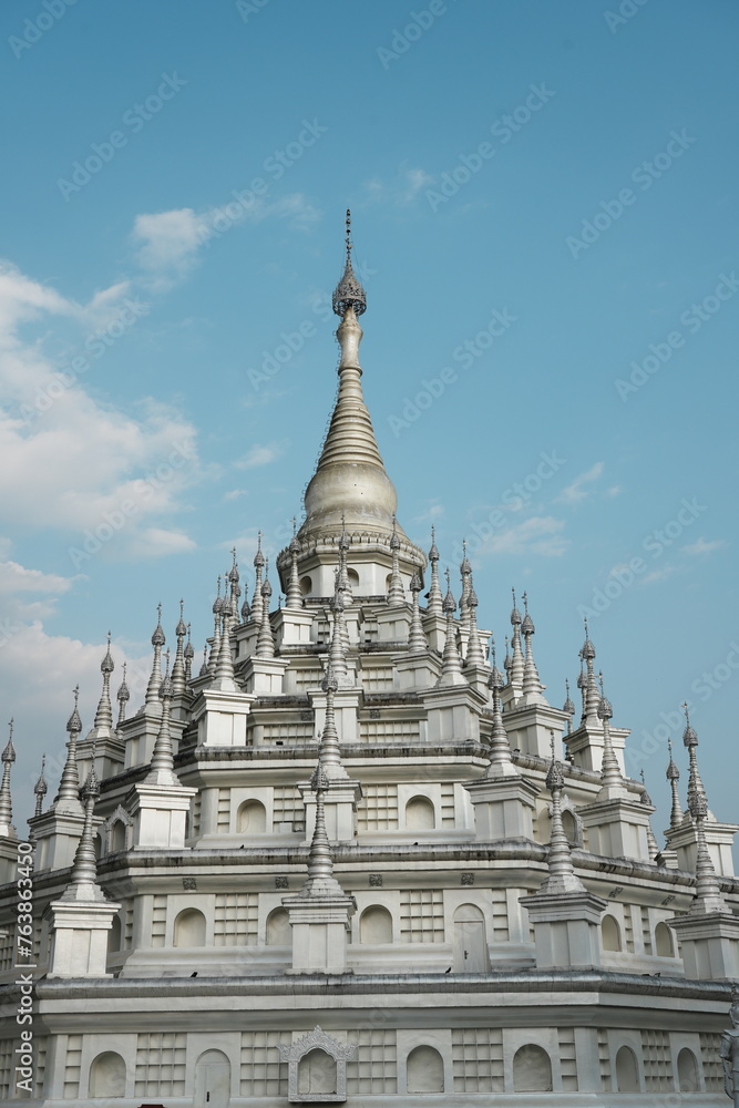 Fototapeta premium buddhist temple