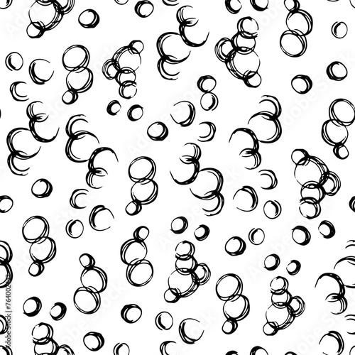 Bubble Vector seamless Pattern. Outline illustration of soap sud background. Black and white line art. Hand drawn graphic sketch. Linear drawing of water with air. For fabric and paper design © Ekaterina