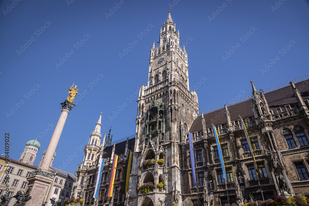 New Town Hall ( Neues Rathaus), Marienplatz, Munich, Germany New Town Hall ( Neues Rathaus), Marienplatz, Munich, Germany