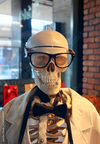 Cute Skull with glasses