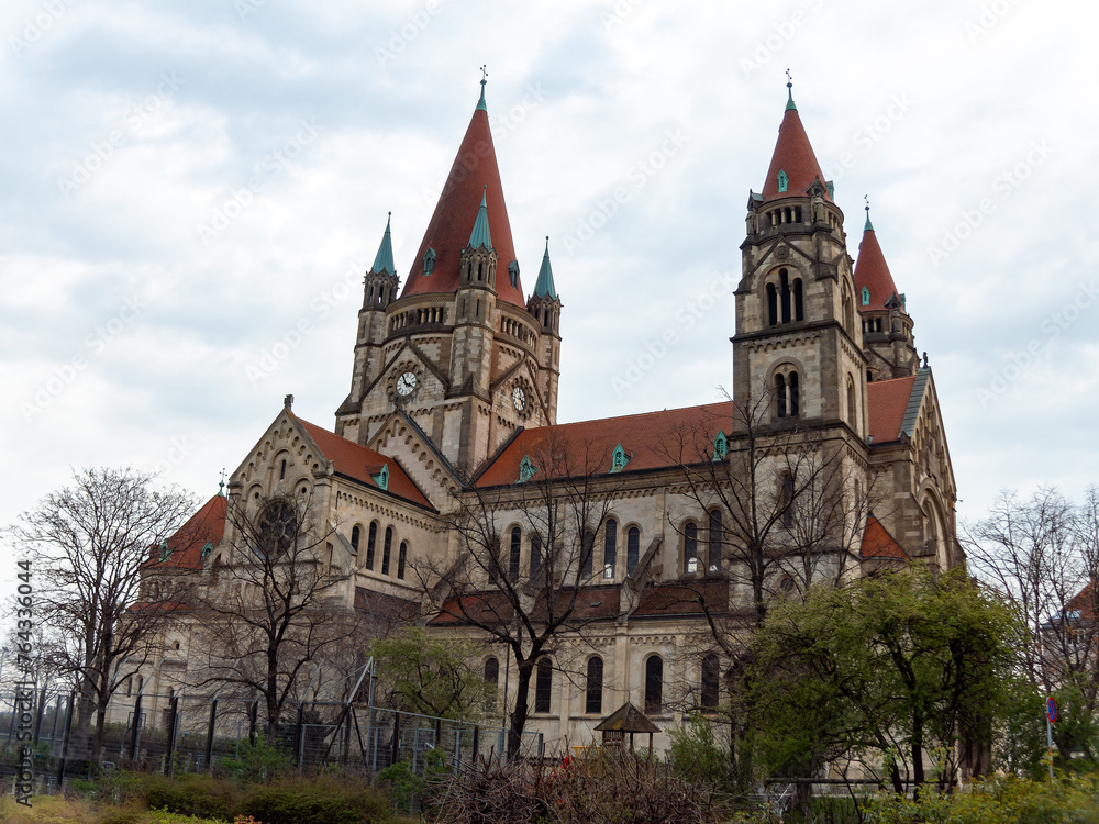 Fototapeta premium St. Francis of Assisi Church exterior details and facade view, Vienna, Austria