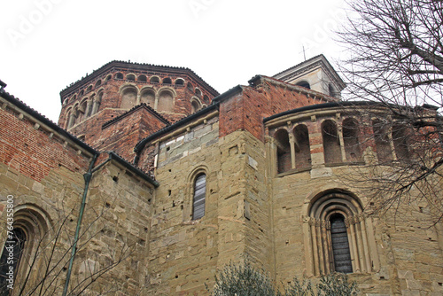 abside e tiburio della basilica di San Michele a Pavia