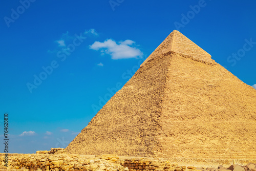 Great Egyptian pyramids. Pyramid of Khafre.