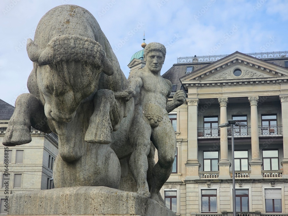 statue of a bull