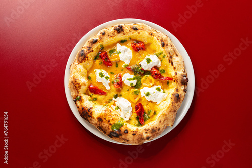 Photos pizza, crema, di, zucca, pesto, pomodori, datterino, giallo, rossi, formaggio, m