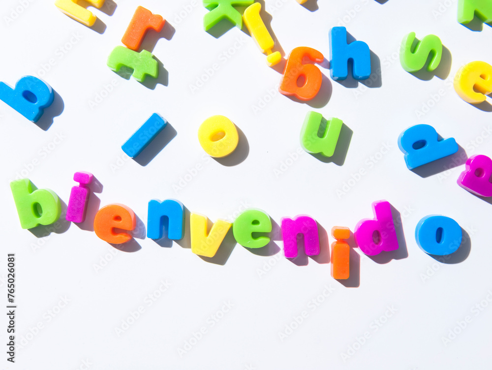 Naklejka premium Fridge magnet letters spell 