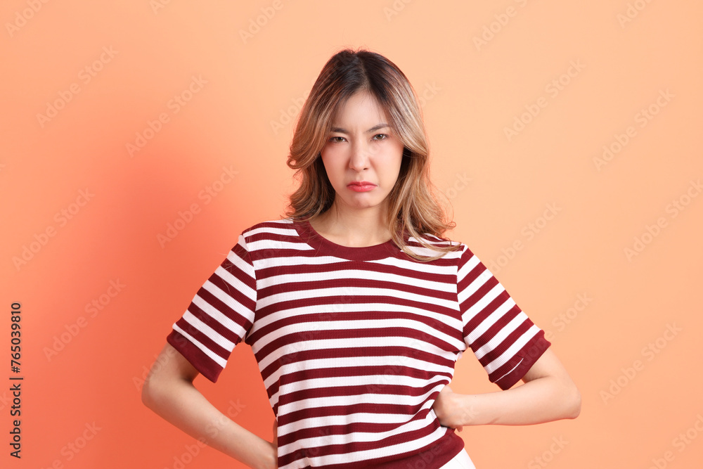 20s Asian woman 20s Asian woman