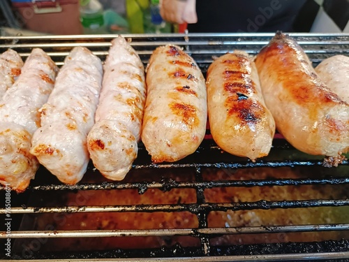 grill sausages 