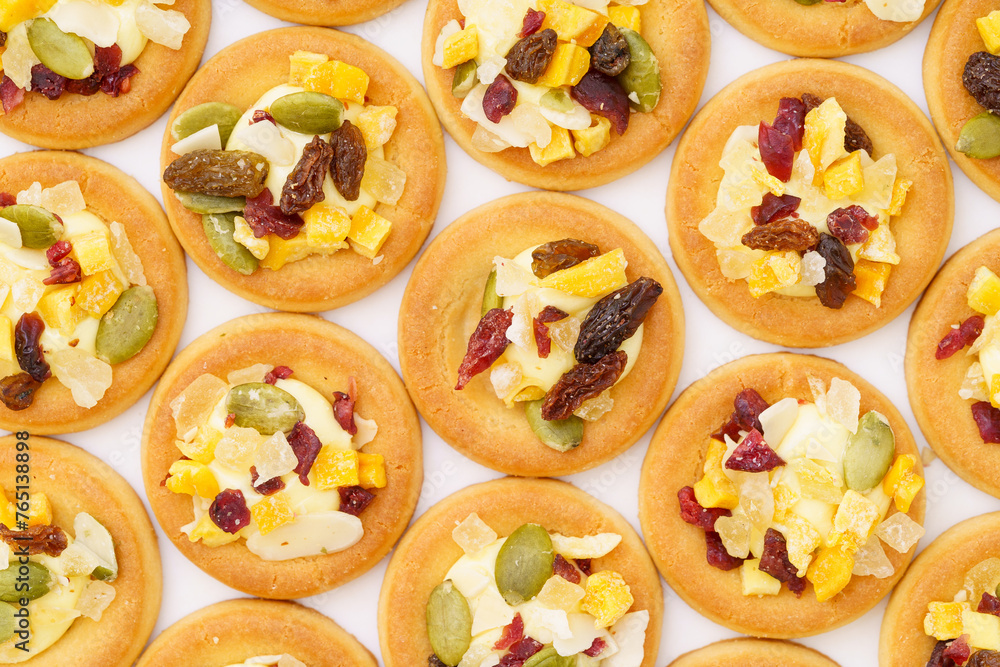 Fototapeta premium Tart shell cookies on white background