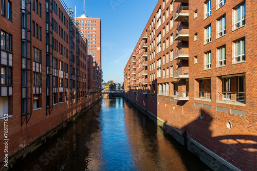 Obraz na płótnie The former warehouse district Speicherstadt in Hamburg w salonie