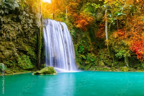 Fototapeta Naklejka Na Ścianę i Meble -  Colorful Majestic Waterfall National Park Forest During Autumn