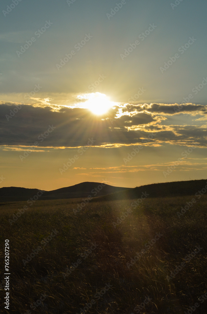 Obraz premium Sunlight at dusk in the mountains of the Serra do Cipó region in Minas Gerais, Brazil