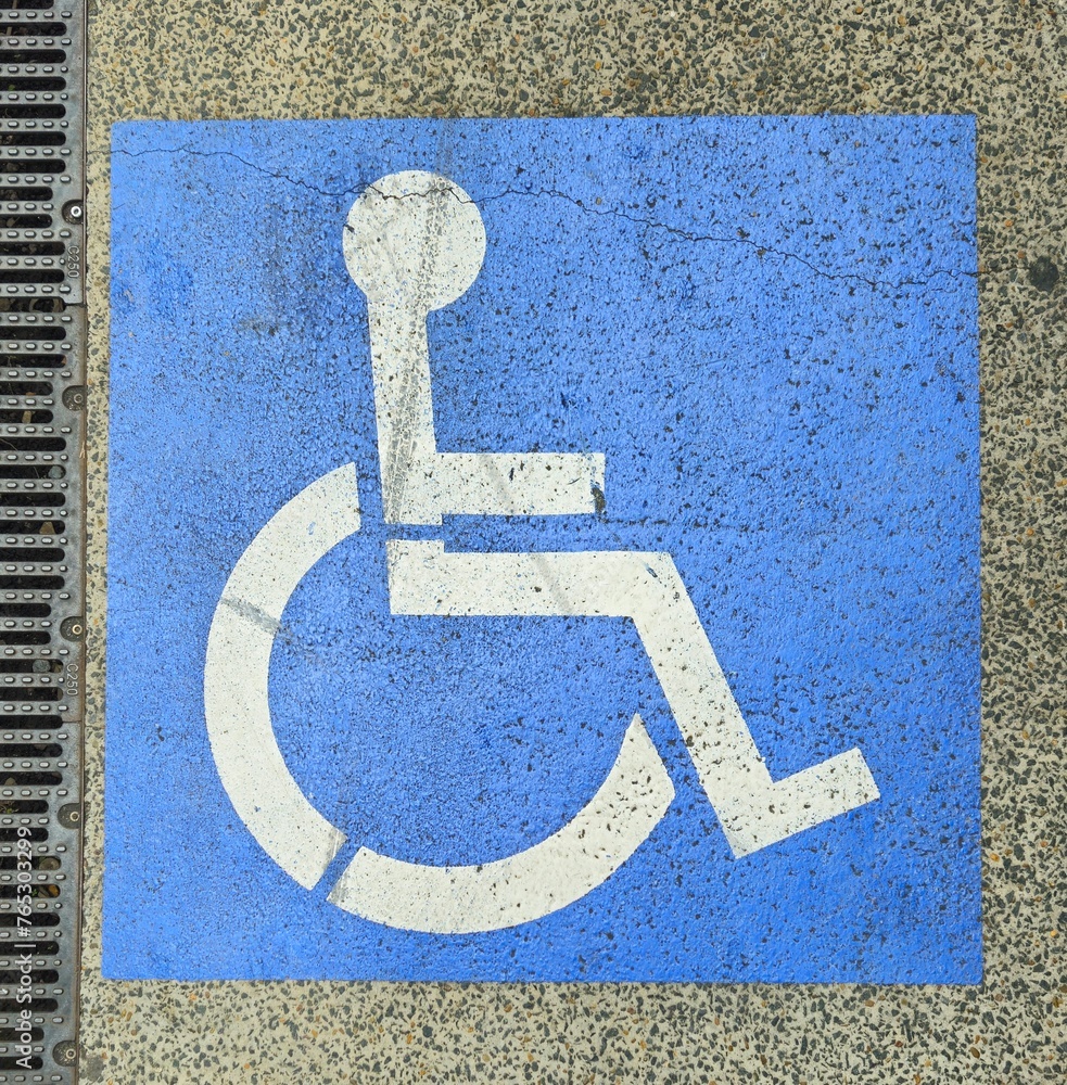 handicap parking sign - obrazy, fototapety, plakaty 