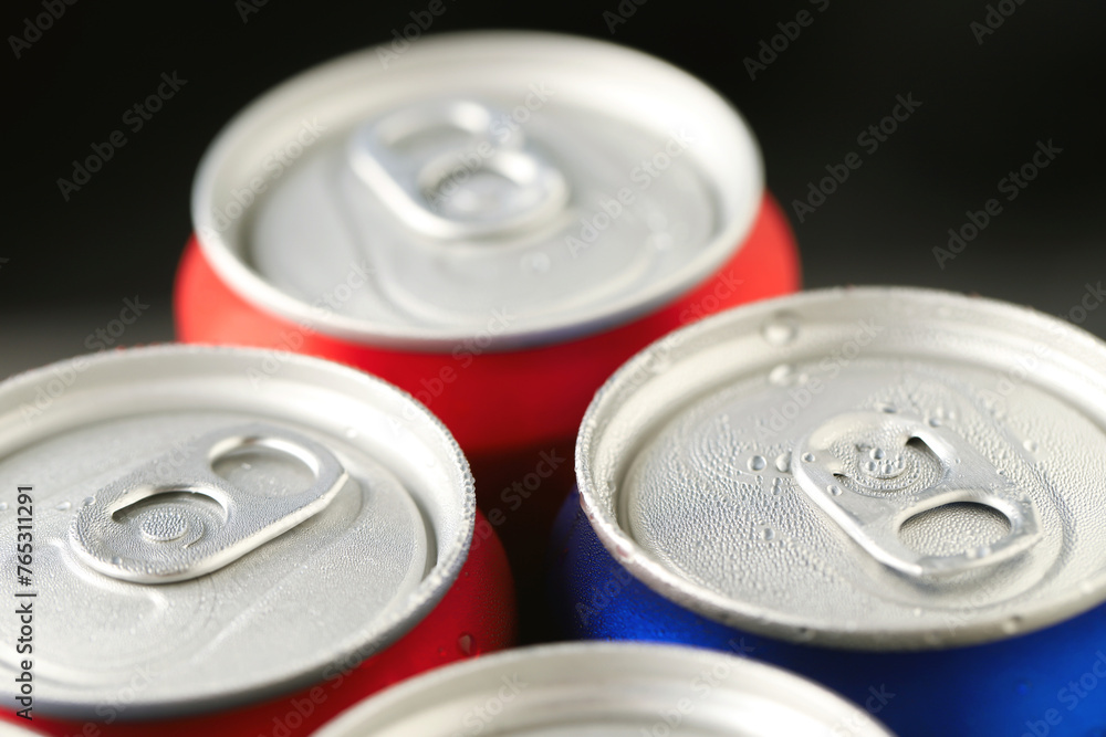 Can soft drinks and ice stimulate the body to crave more sugar, making you hungry more easily, eating more than usual and risking obesity. Can soft drinks and ice stimulate the body to crave more sugar, making you hungry more easily, eating more than usual and risking obesity.