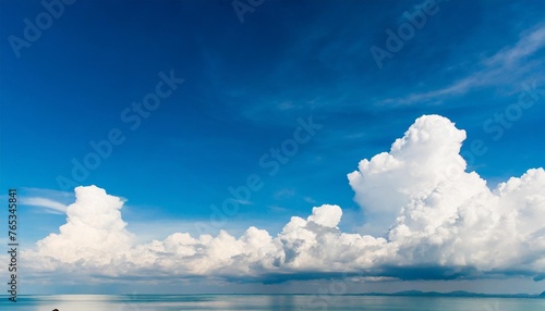 sky background with white cloud © Aedan