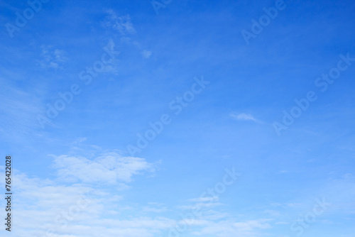 Fototapeta Naklejka Na Ścianę i Meble -  Beautiful blue sky and clouds background