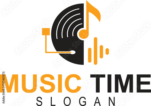 modern logo for DJ