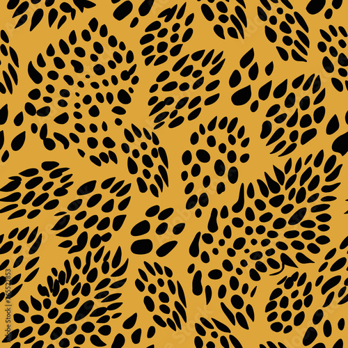 Monoline Minimalist Hand Drawn Leopard Skin Pattern 2