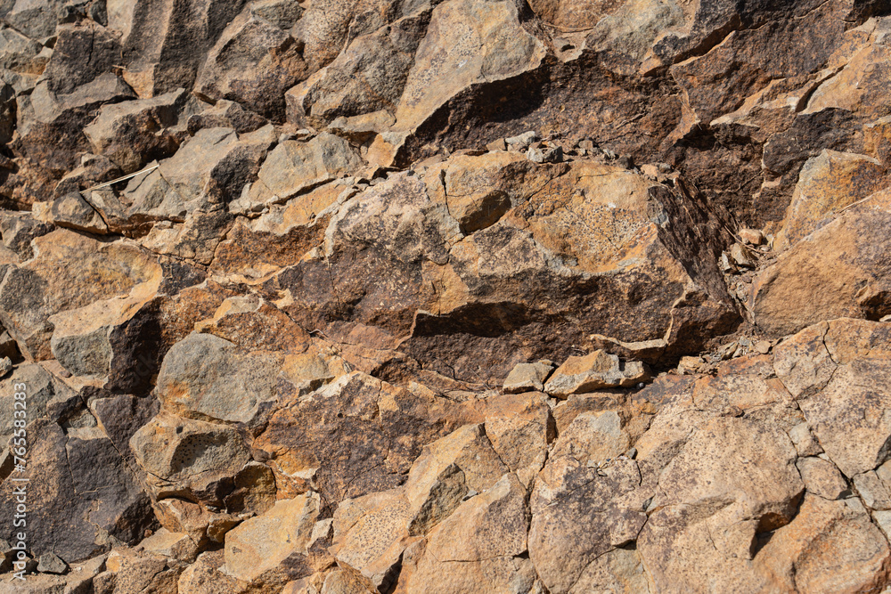 Weathering tholeiitic basalt. onion skin weathering, concentric weathering, spherical weathering