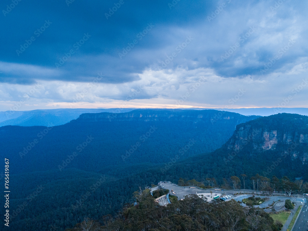 Approaching storm over Echo Point in Blue Mountains Approaching storm over Echo Point in Blue Mountains