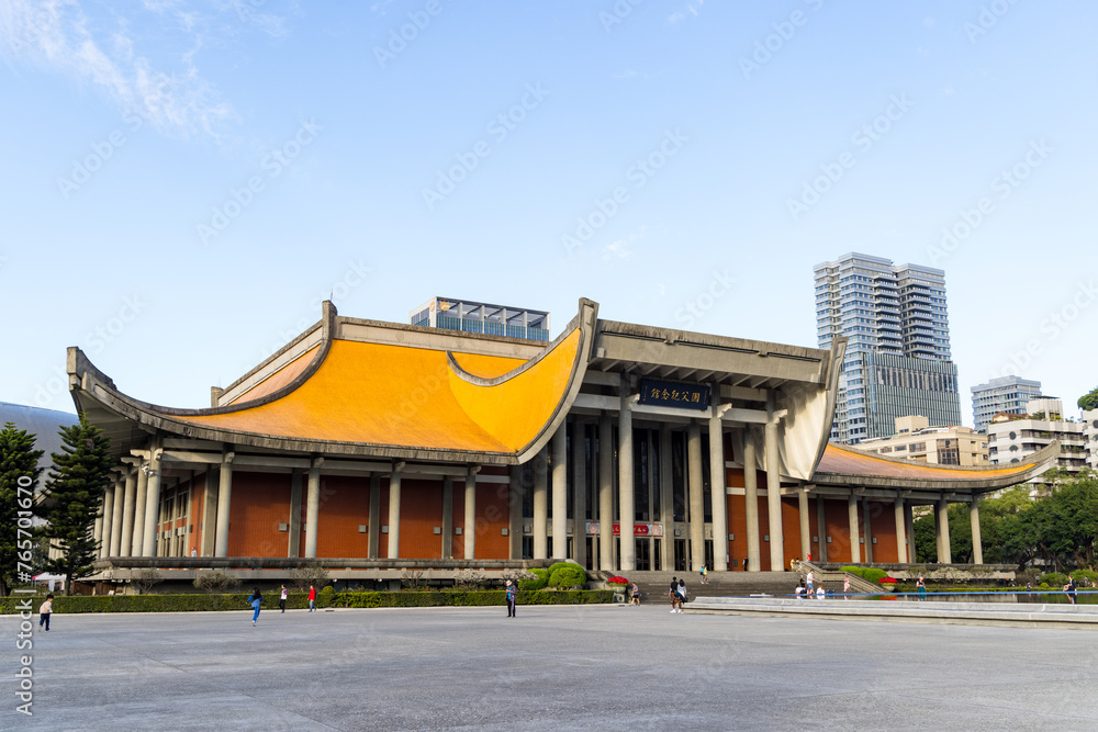 Naklejka premium Sun Yat Sen Memorial Hall in Taipei city