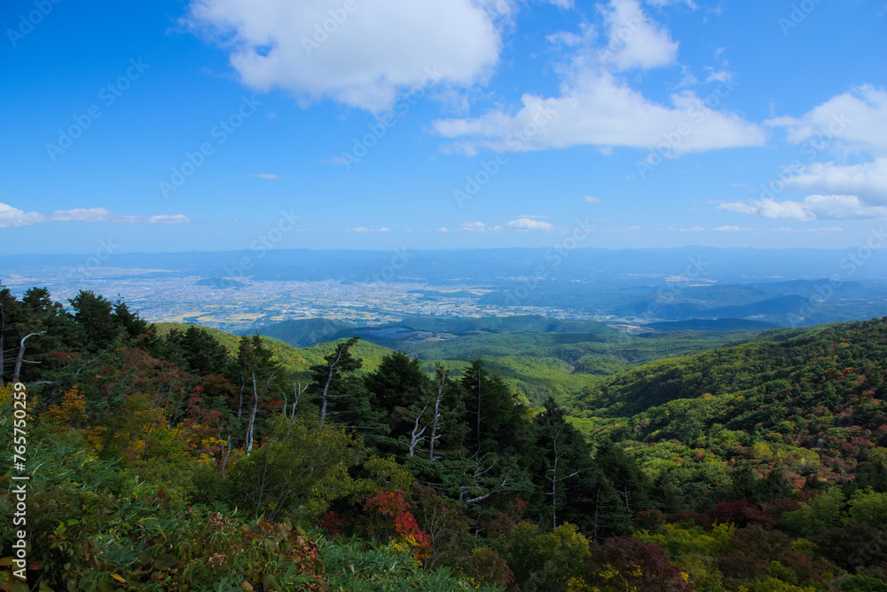 磐梯吾妻スカイラインからの眺め。磐梯吾妻スカイラインは「日本の道１００選」に指定されている最高のドライブコース。