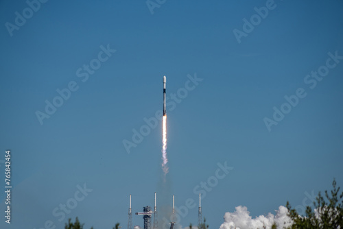 Falcon 9 Launch to Space Station