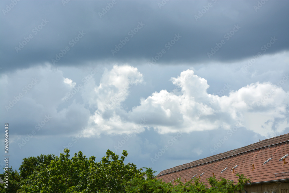 wolken über der Stadt wolken über der Stadt