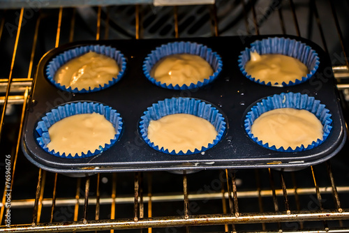 baking cupcakes in a baking pan