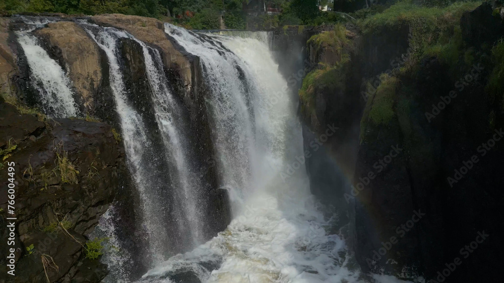 Obraz premium Large cascading waterfall in New Jersey