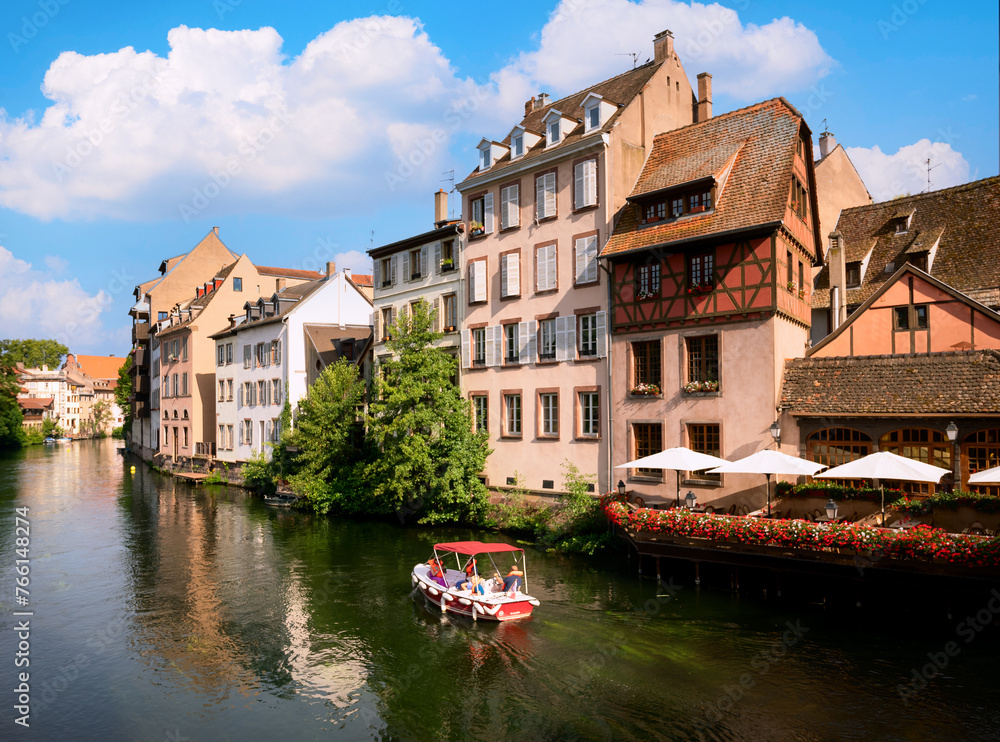 A Strasbourg boat trip along the canals