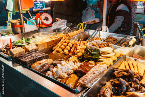 台湾　夜市　食べ歩き
