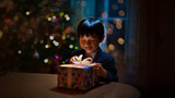 子供の笑顔、幸せな時間、クリスマスプレゼント、誕生日ギフト、特別な日
