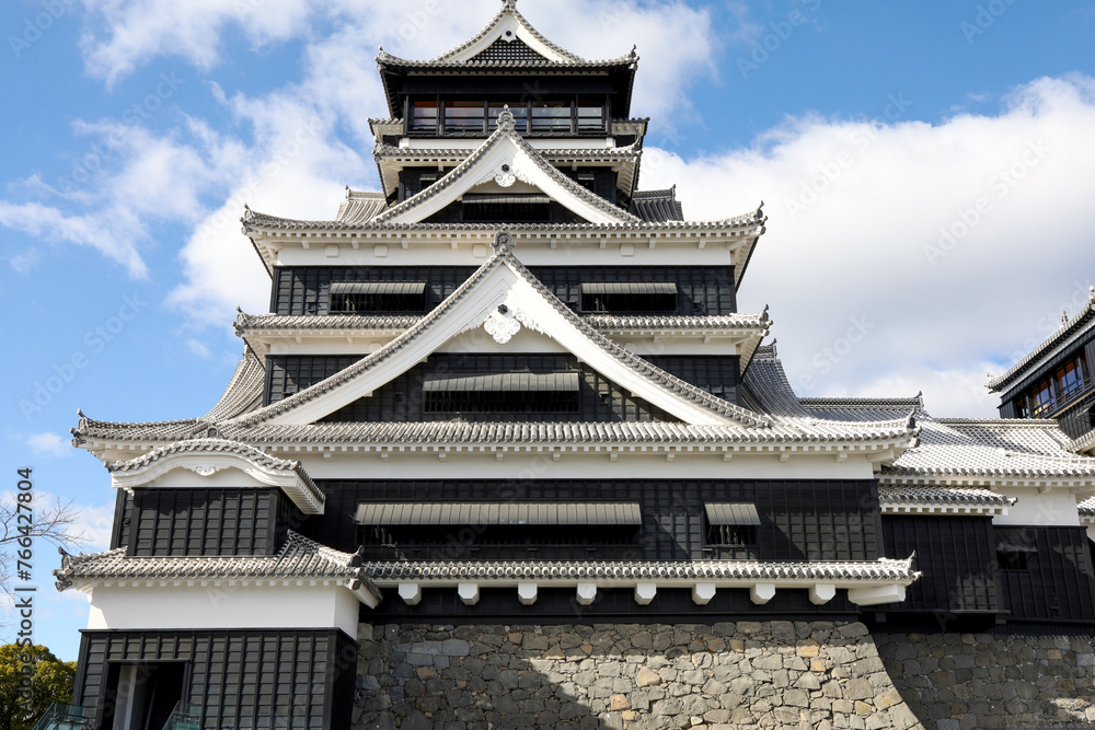 Fototapeta premium The Famous Landscape vintage building of Kumamoto Castle in Northern Kyushu, Japan.