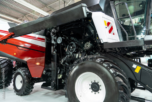 Service for repair and maintenance of agricultural machines.