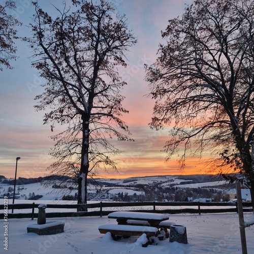 Sonnenaufgang im Schnee
