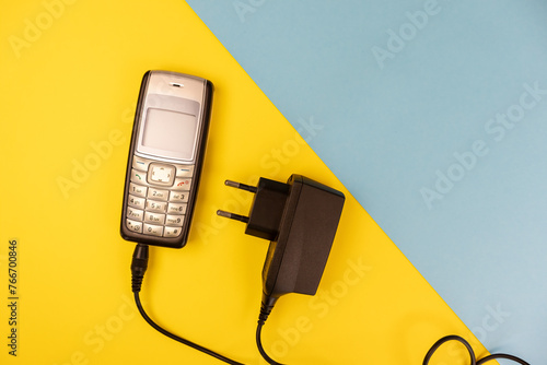 Retro mobile phone with charger