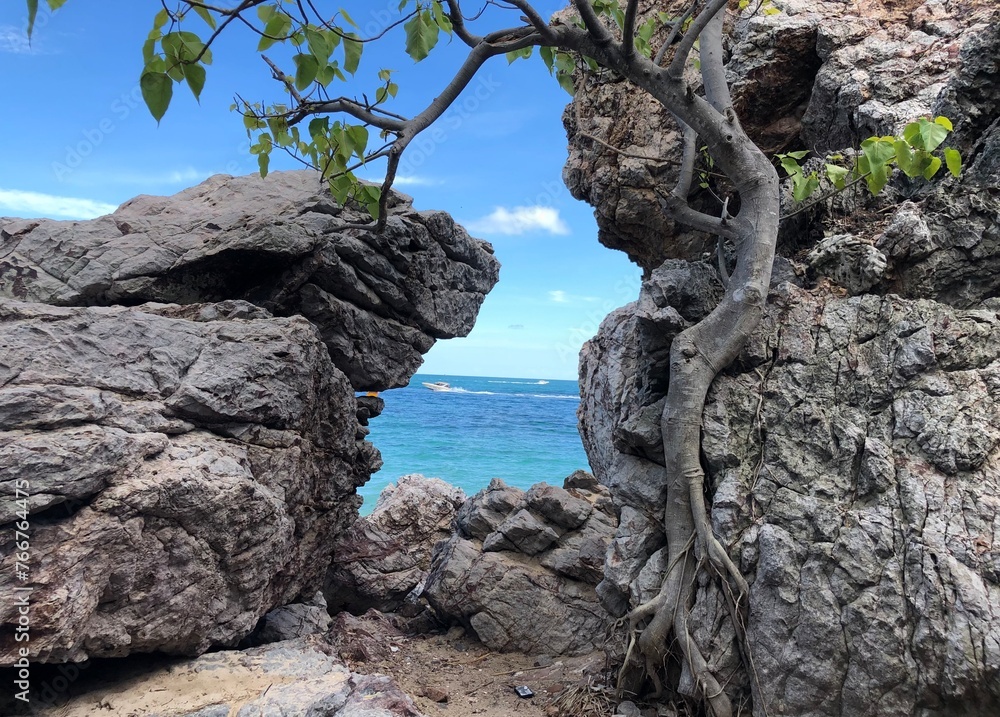 Fototapeta premium Rocks and blue sea
