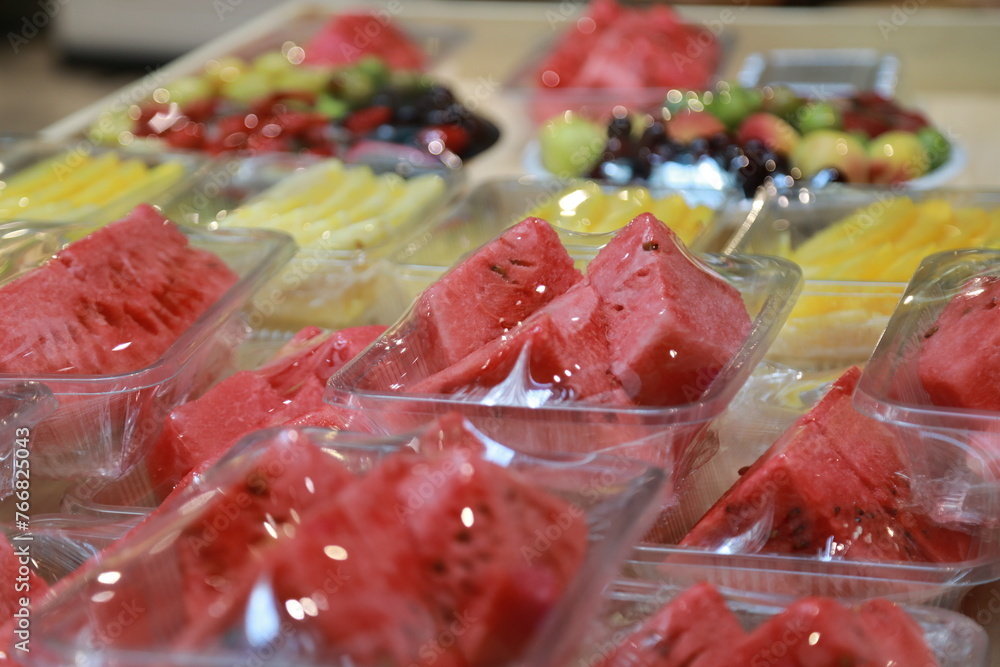 Fruits package in Plate Fruits package in Plate