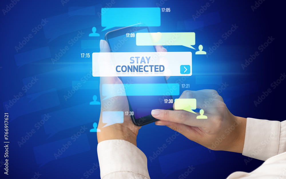 Obraz premium Hand using smartphone with social media concept