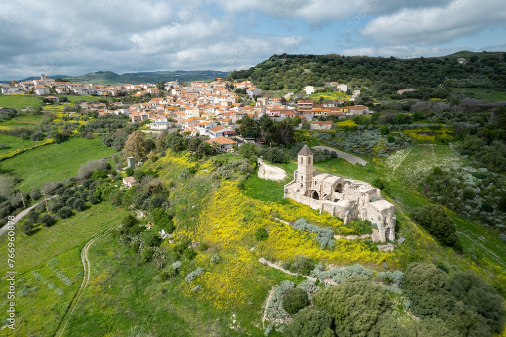Obraz premium Martis (Sassari), la chiesa diroccata di San Pantaleo