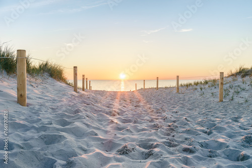 Sonnenuntergang an der Ostsee  © ThomBal